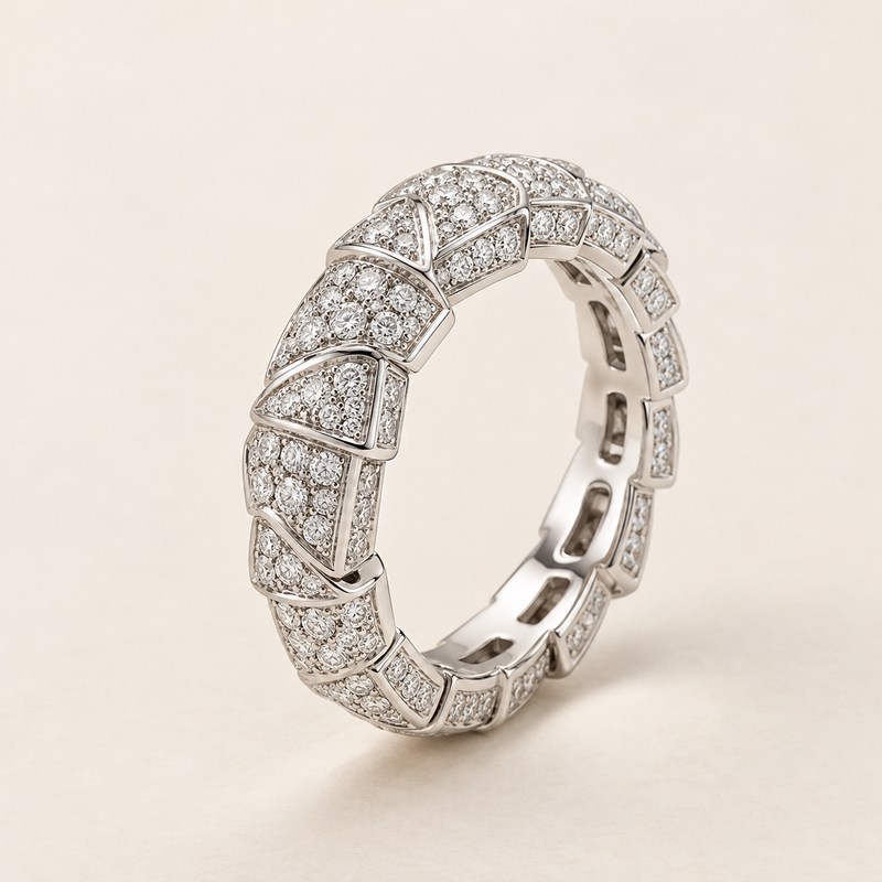 Bvlgari — Serpenti Viper Ring — Illustration générée par IA